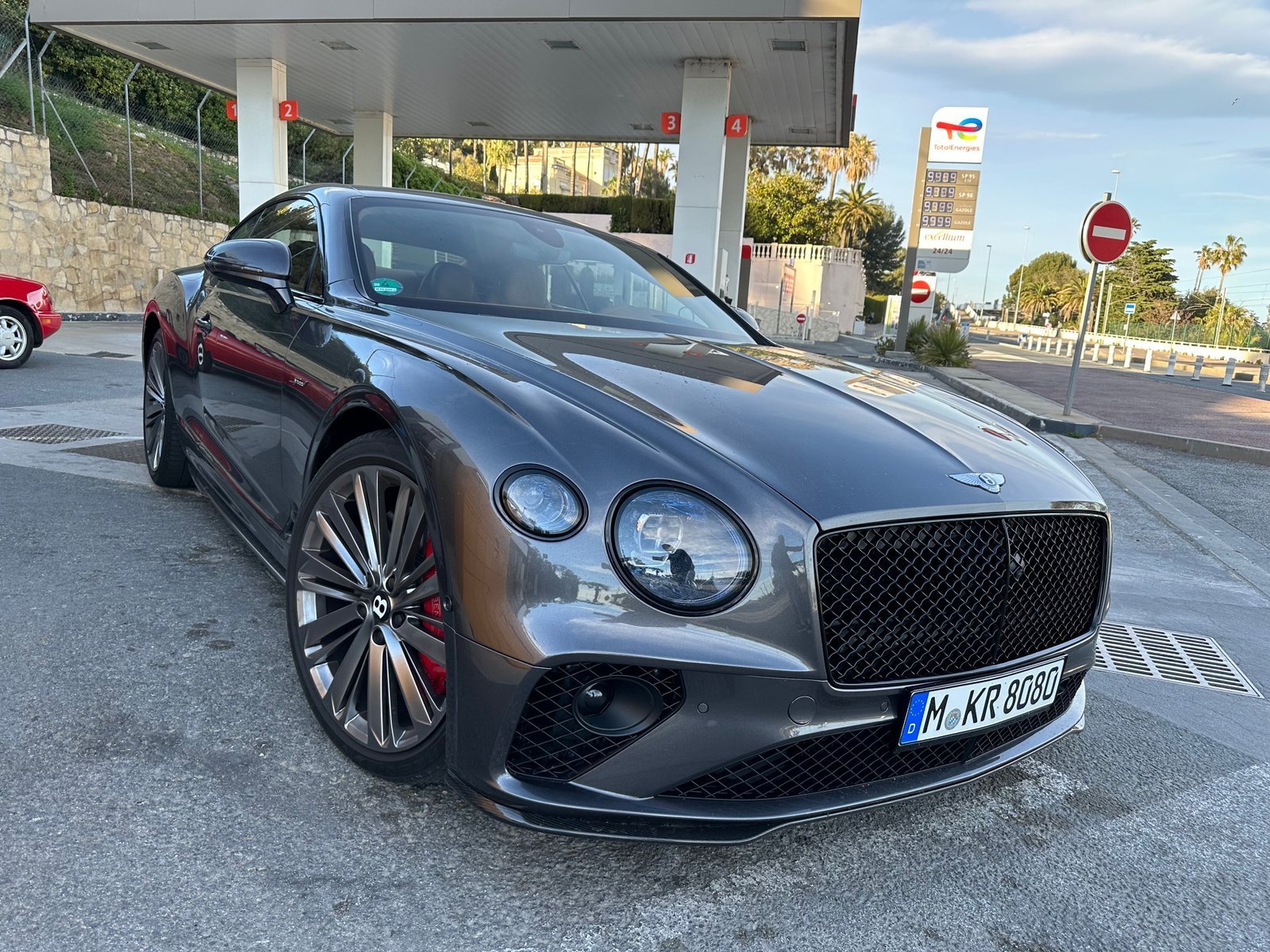 Bentley Continental GT — photo 2